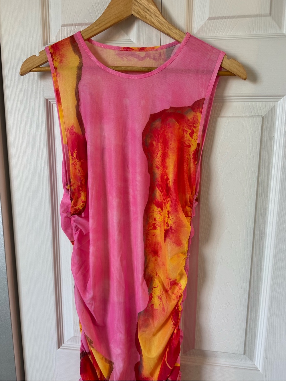 XL SHEIN light Pink Tie-Dye Asymmetrical Sleeveless Dress with Yellow Accents